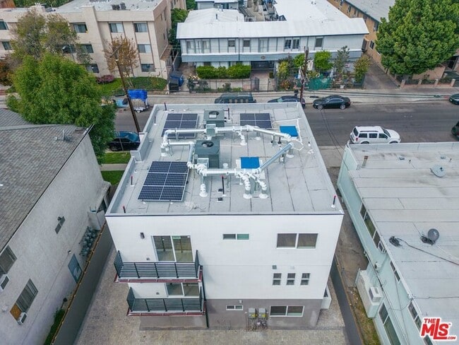 Building Photo - 7306 Independence Ave