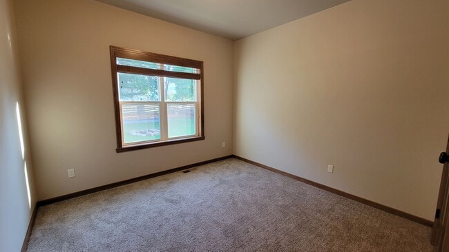 Building Photo - 1157 Esther Ann Ln