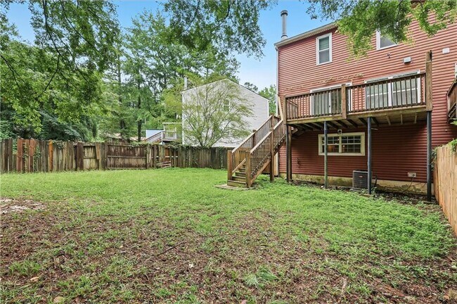 Building Photo - 3447 Kingswood Run
