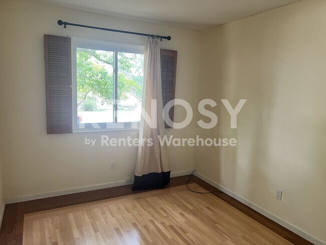 Building Photo - 1470 Pine Row Ct