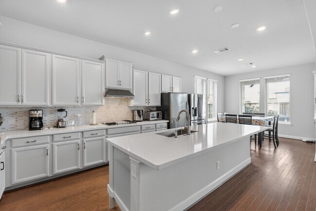 Building Photo - 8110 Copper Rock Dr