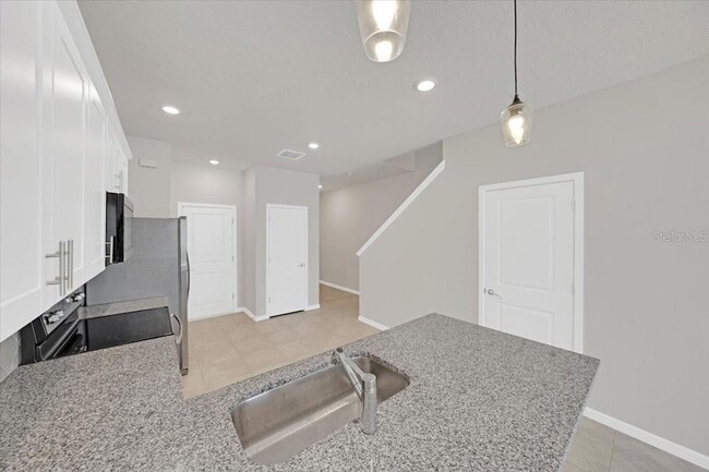 Building Photo - 2906 Deer Pine Trail