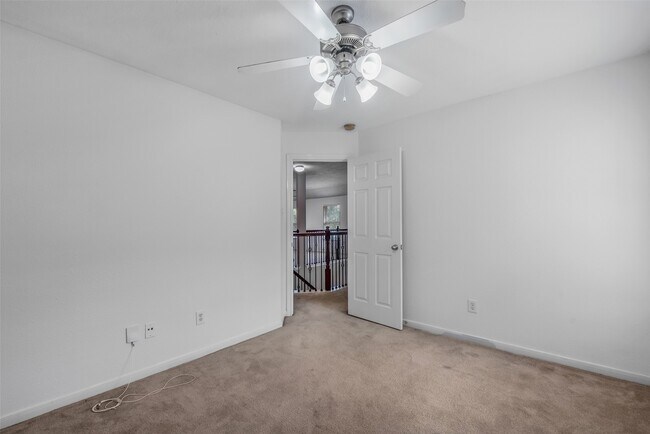 Building Photo - 75 N Spinning Wheel Cir