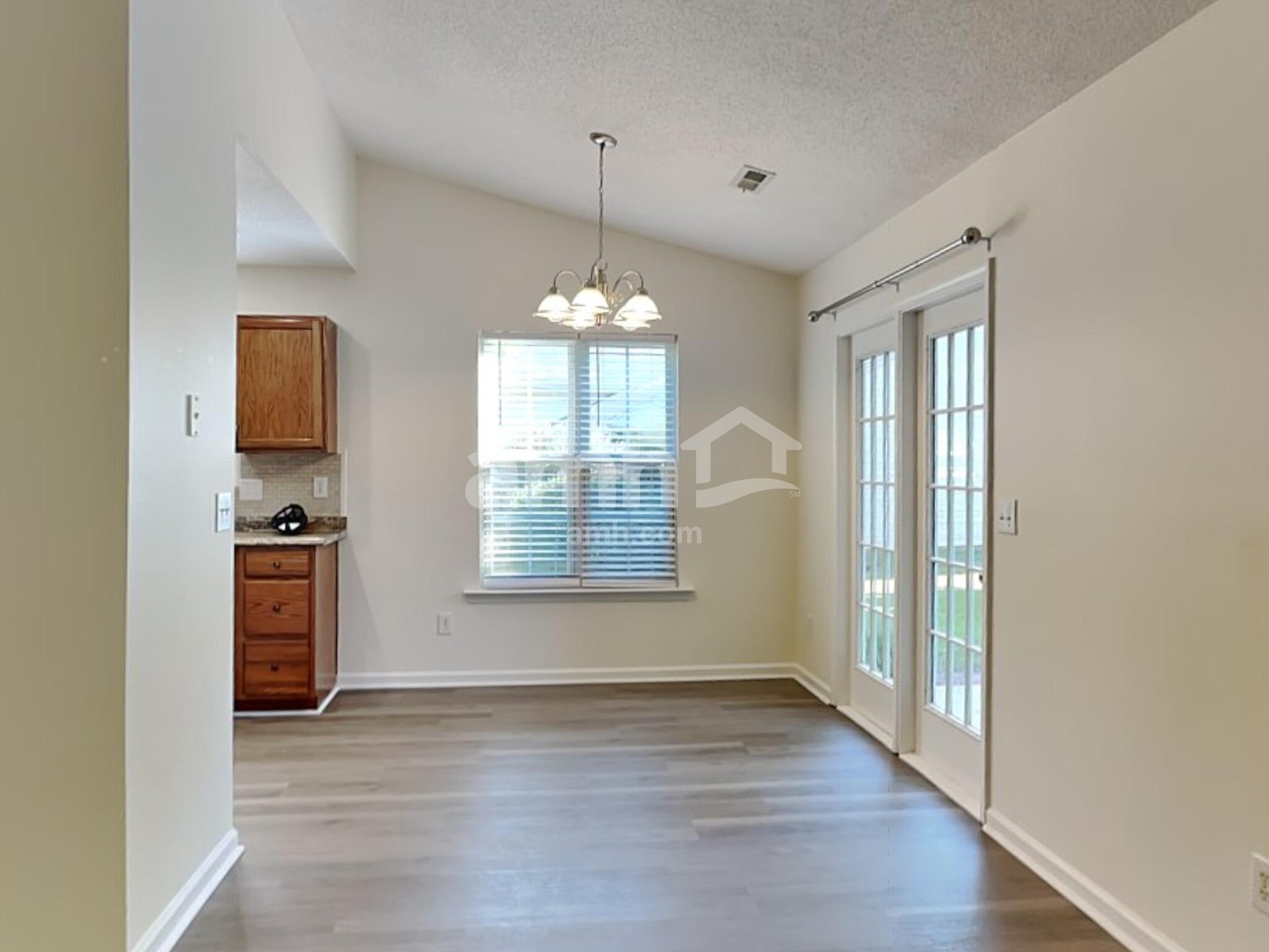 Building Photo - 12 Avalon Ct