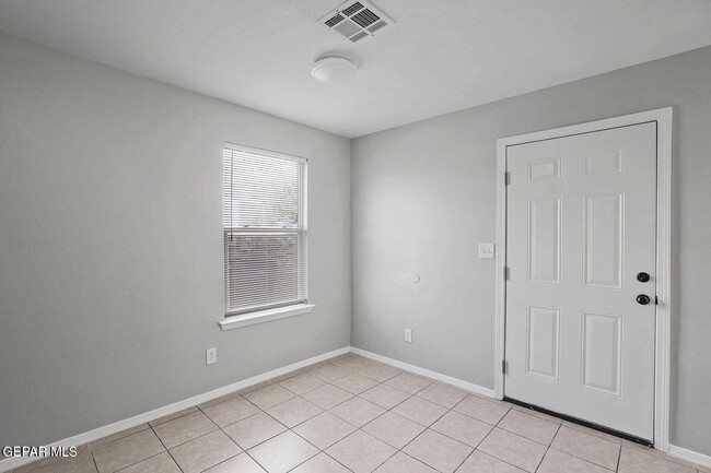 Building Photo - 6325 Geiger Ave