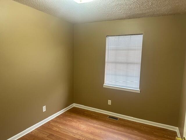 Building Photo - 1941 Sun Hill Rd