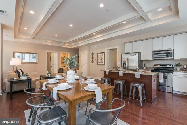 Building Photo - 1501 Locust St