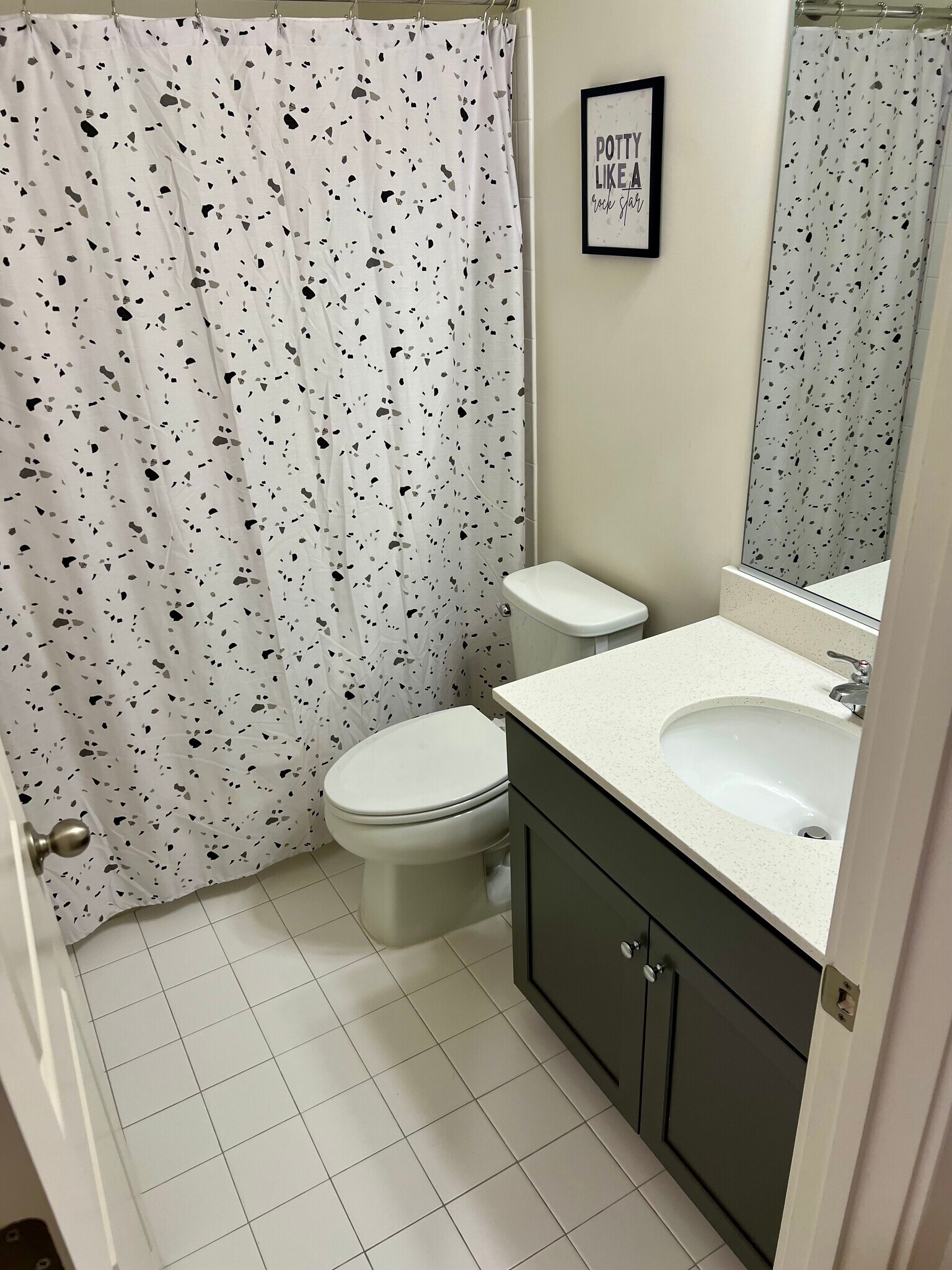 Building Photo - 303 Barnwell Dr
