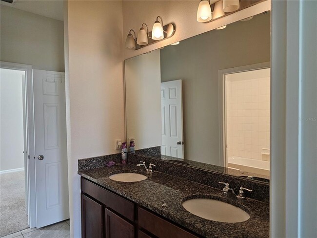 Building Photo - 4078 Pindo Palm Ln