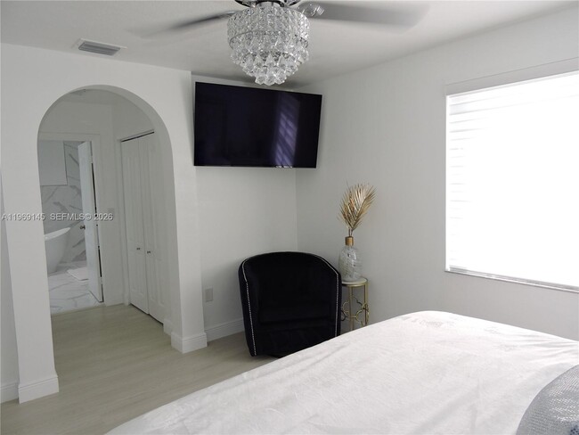 Building Photo - 15220 SW 49th St