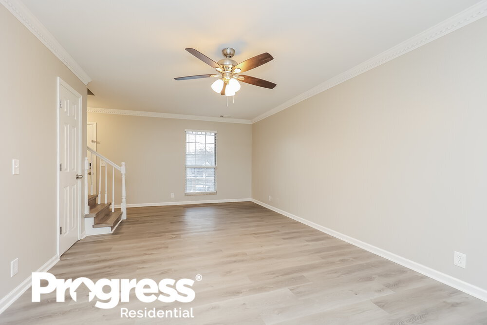 Building Photo - 1409 Woodchimes Ct