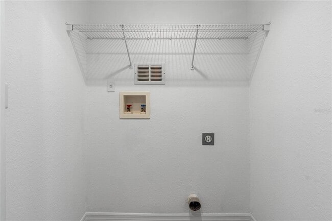 Building Photo - 9158 Lake Chase Island Way