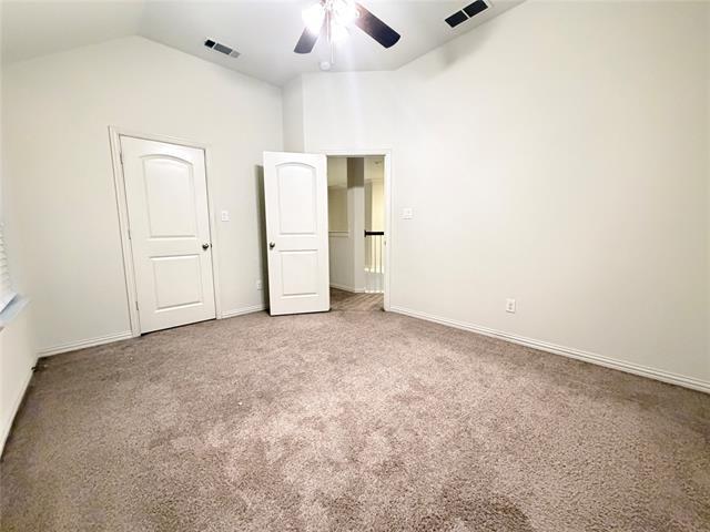 Building Photo - 907 Bainbridge Ln