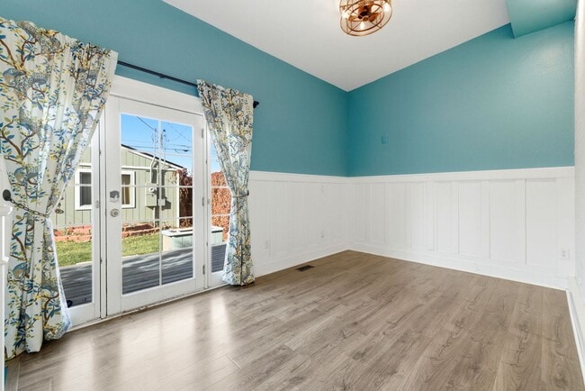 Building Photo - Charming Historic Home in Mayfair Neighborhood