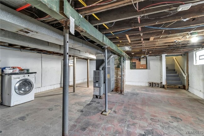 Building Photo - 114 Sawyer Ave