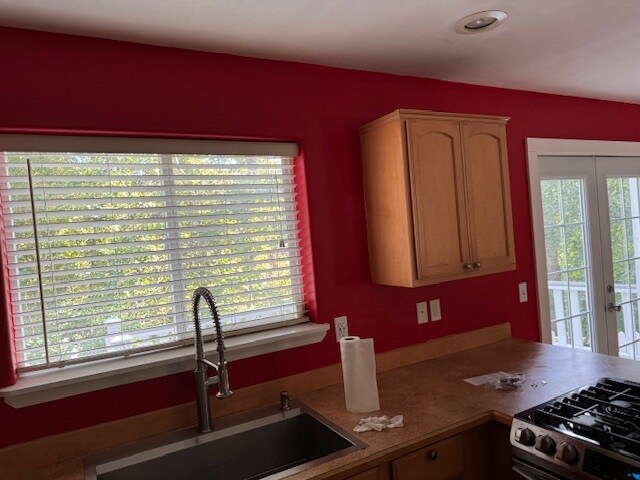 Building Photo - 415 Louis Ln
