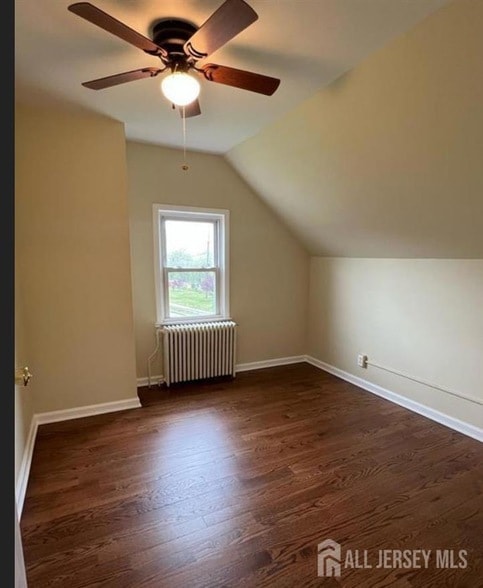 Building Photo - 1061 King Georges Post Rd