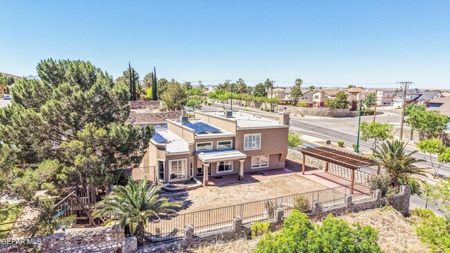 Building Photo - 6821 Pearl Ridge Dr