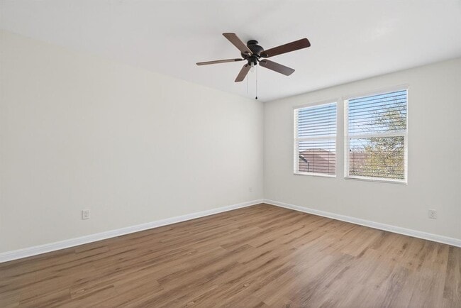 Building Photo - 2068 Herzog