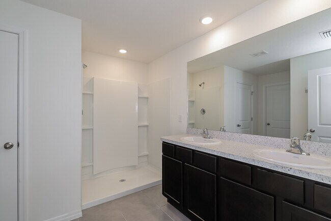 Building Photo - 8578 Triumph Cir