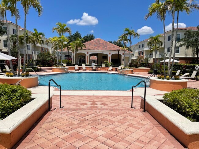 Building Photo - 9905 Baywinds Blvd
