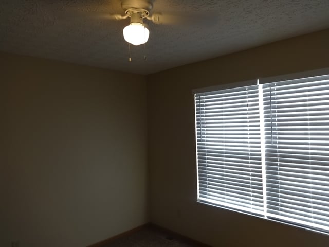 Building Photo - 4242 Honey Bee Ct