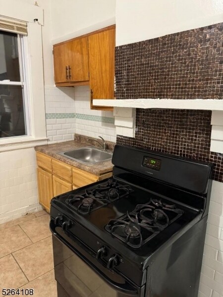 Building Photo - 830 S 16th St