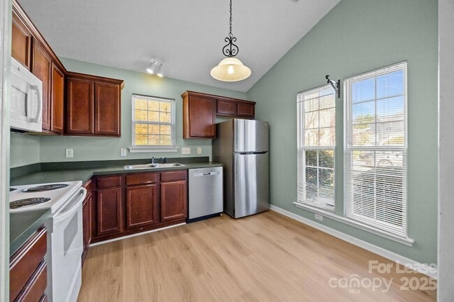 Building Photo - 9467 Kimmel Ln