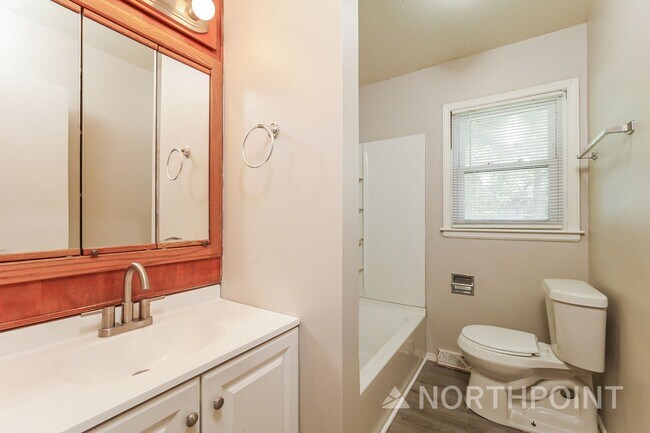 Building Photo - 3 BR/2BA | Newly Renovated Single Family Home | 1-Car Covered Parking | Gated backyard