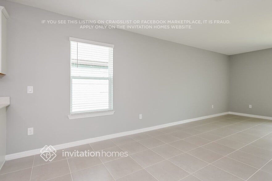 Building Photo - 144 Royal Fern Dr