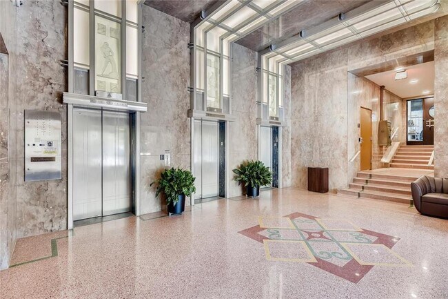 Building Photo - 710 Colorado St