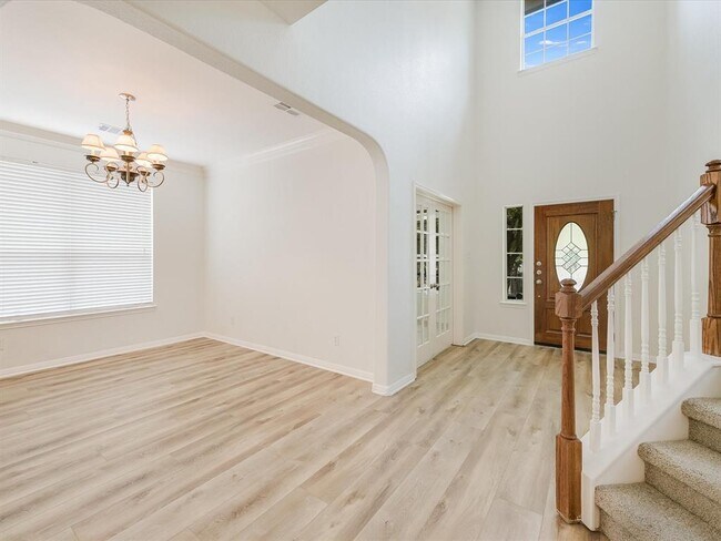 Building Photo - 7307 W Magic Mountain Ln