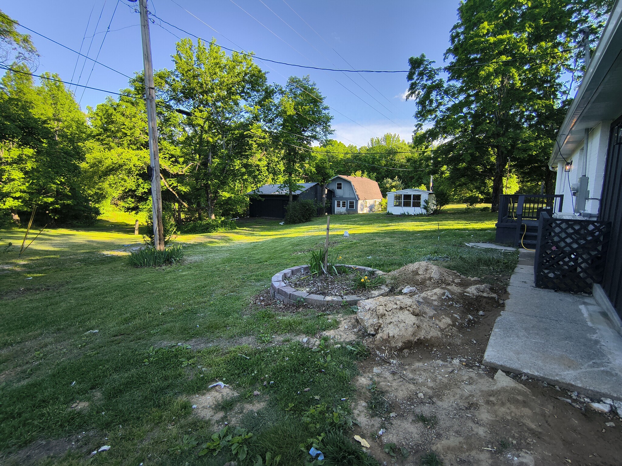 Building Photo - 2175 Woodruff Ave