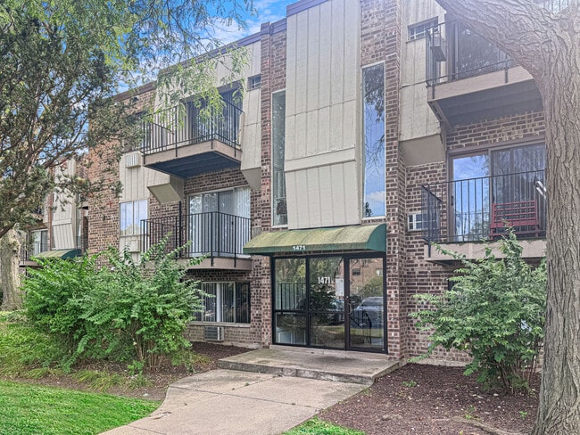Building Photo - 1471 N Winslowe Dr