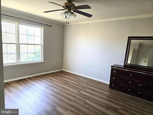 Building Photo - 55 Beaver Pond Cir