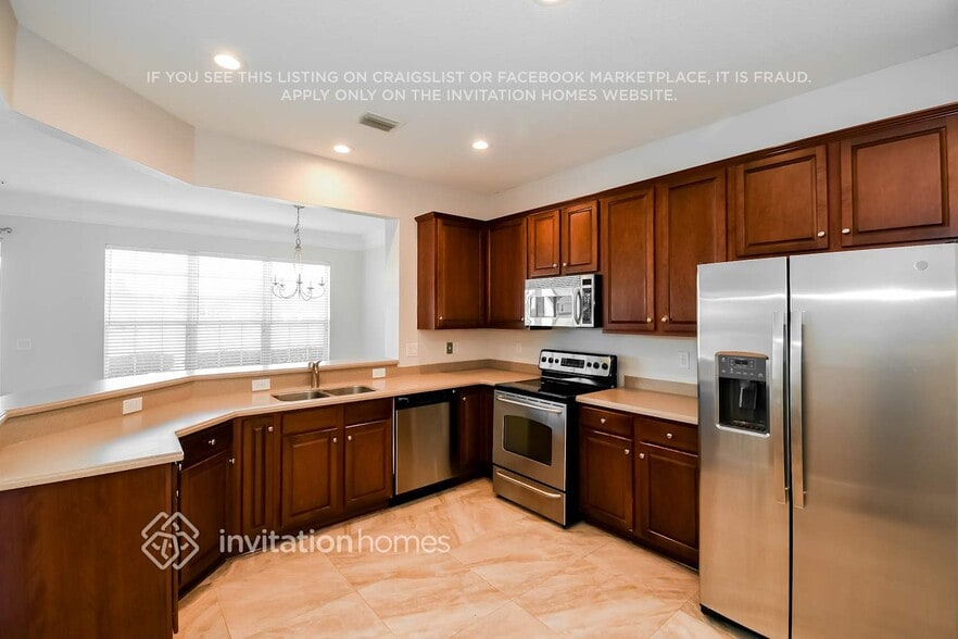 Building Photo - 6346 Autumn Berry Cir