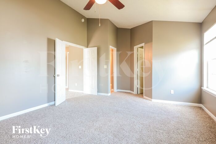 Building Photo - 3625 Dayflower Way