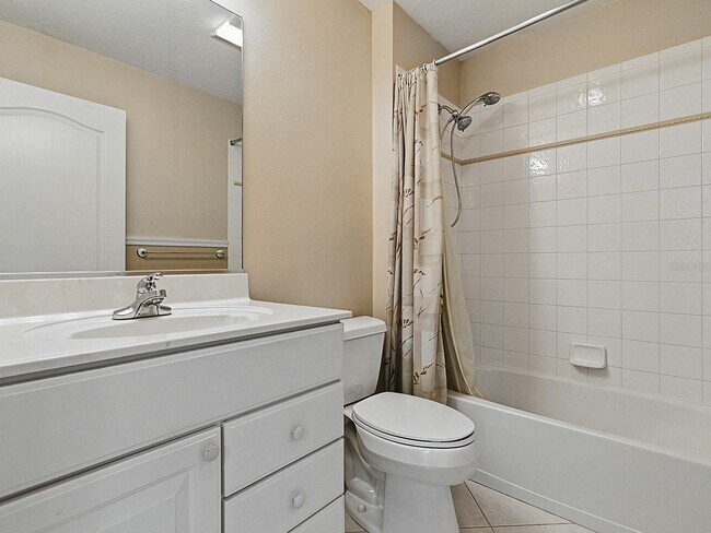 Building Photo - 17037 SE 76th Creekside Cir