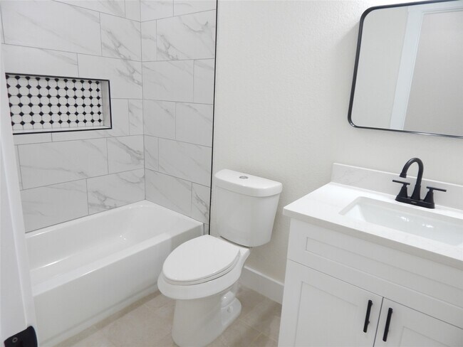 Building Photo - 16971 W Juneau St