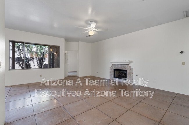 Building Photo - 3730 N Bay Horse Loop