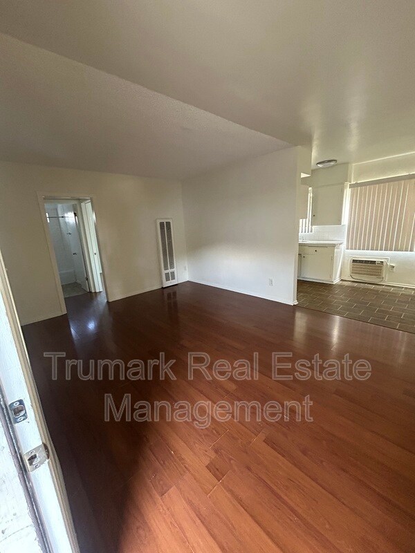 Building Photo - 5651 Cartwright Ave