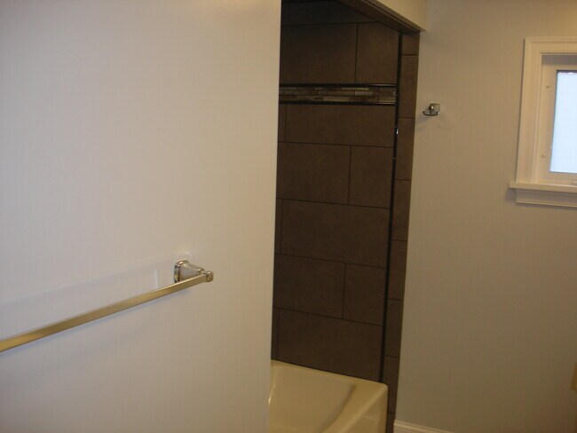 Building Photo - 4Plex - 1104