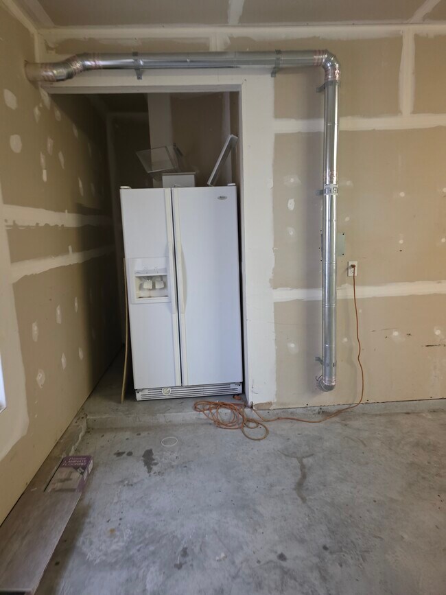 Building Photo - 9268 Tournament Dr