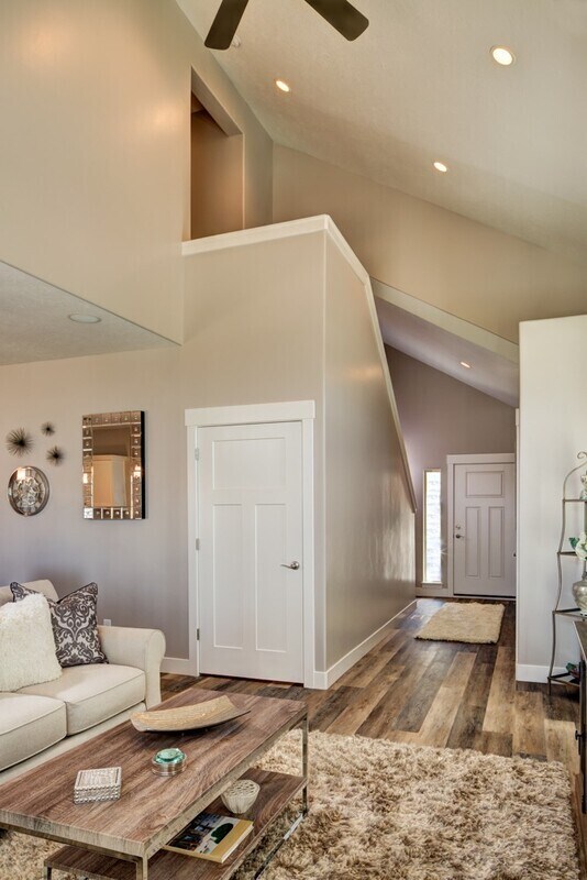 Building Photo - 1692 Aspen Loop