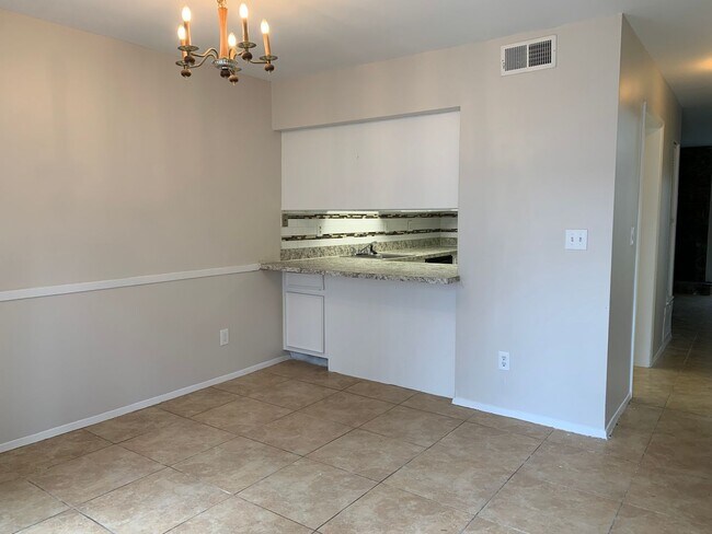 Building Photo - 6509 Parton Ct