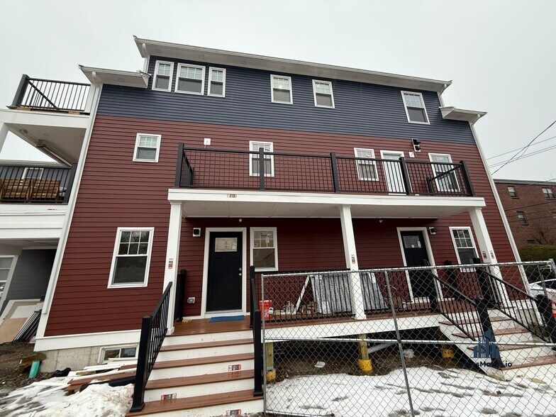 Building Photo - 36 Shepard St