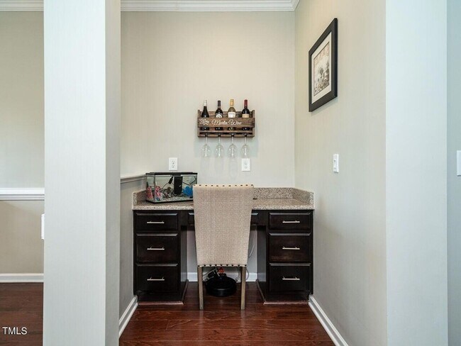 Building Photo - 1316 Cornell Pl