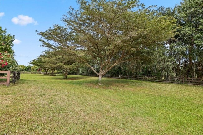 Building Photo - 10630 El Caballo Ct