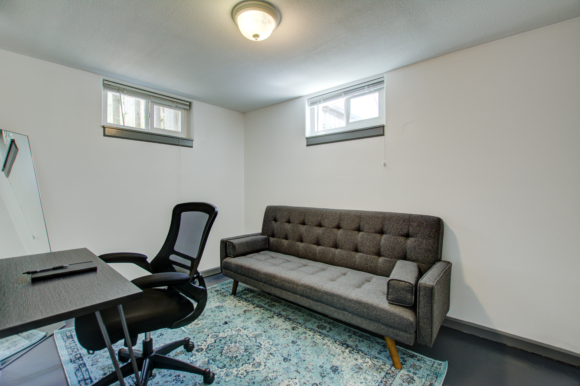 Office - 610 SE 84th Ave