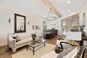 Building Photo - 47210 Heliotrope Dr